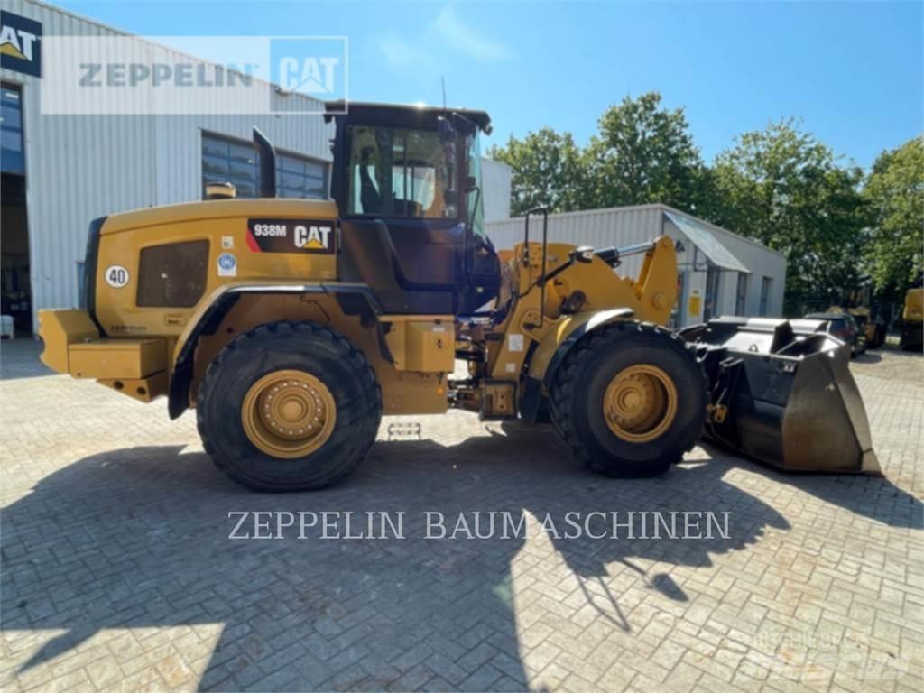 CAT 938M Колесни товарачи