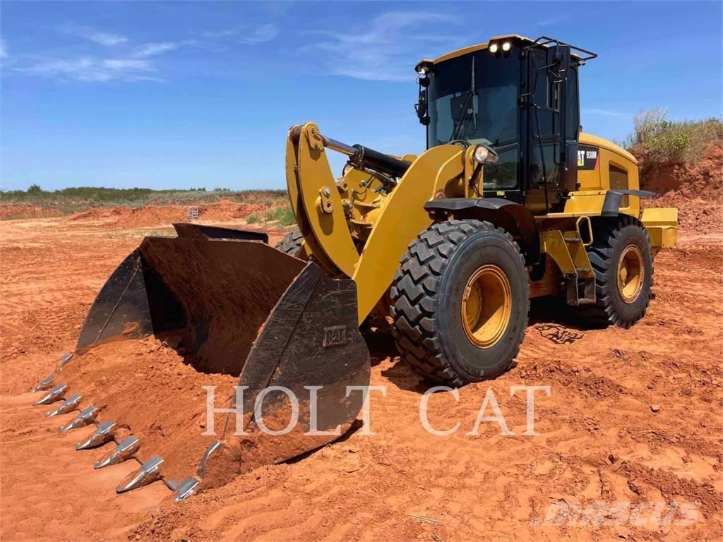 CAT 938M Колесни товарачи