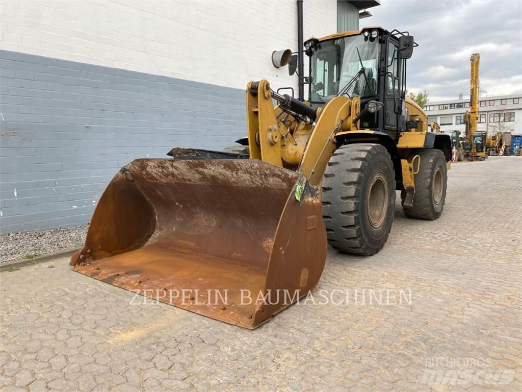 CAT 938M Колесни товарачи