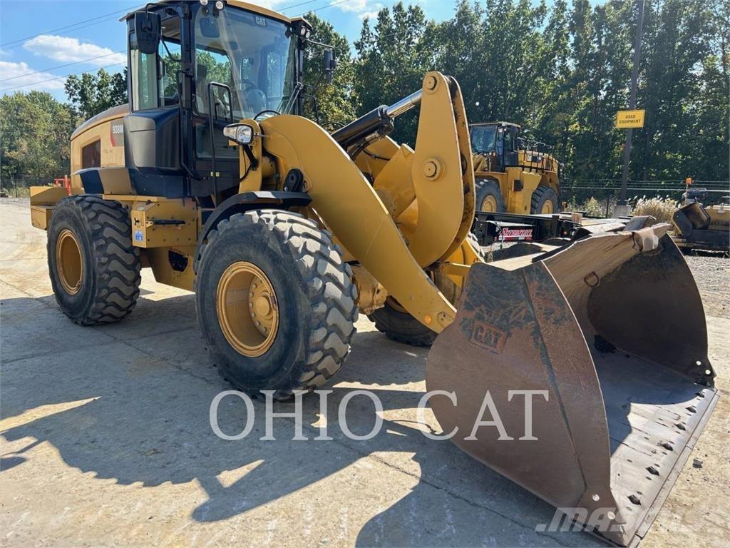 CAT 938M Колесни товарачи