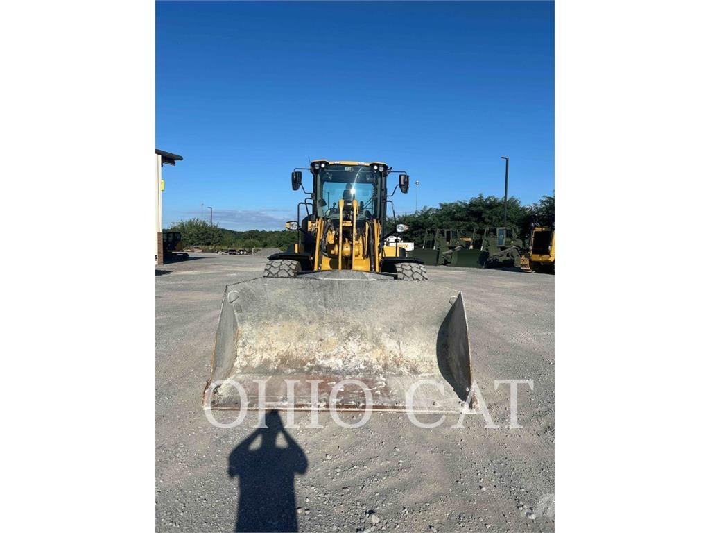 CAT 938M Колесни товарачи