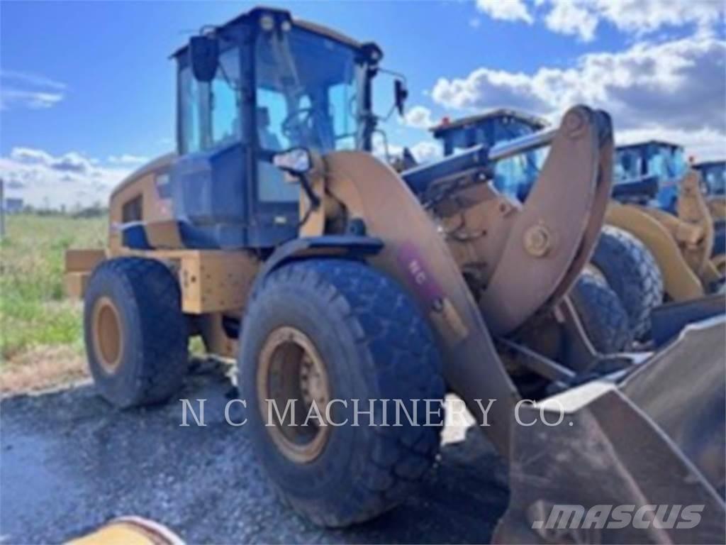 CAT 938M Колесни товарачи