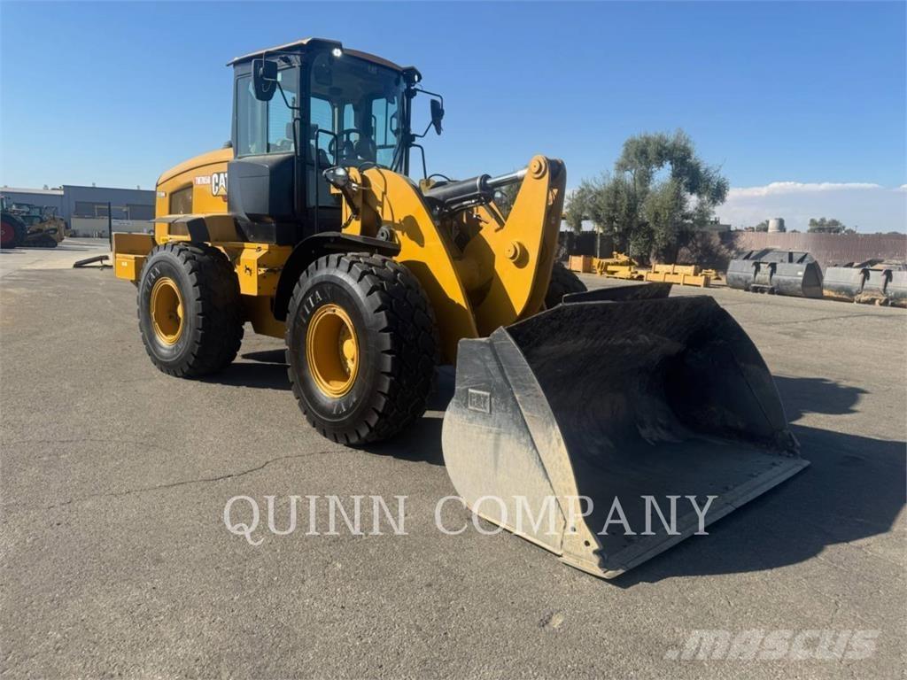 CAT 938M Колесни товарачи