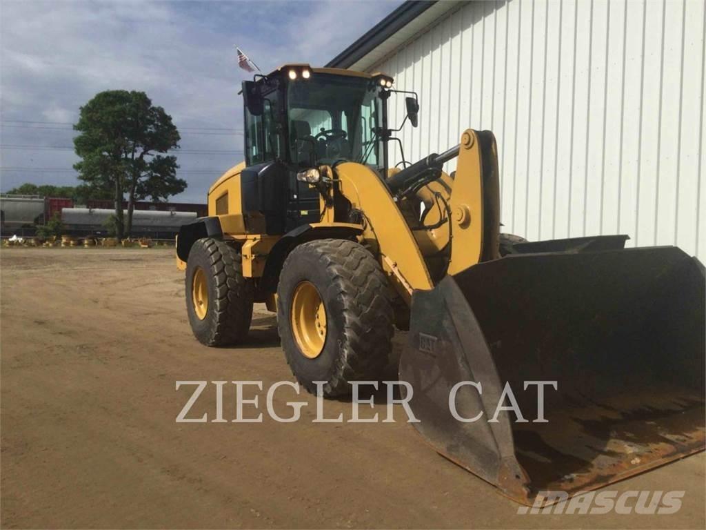 CAT 938M Колесни товарачи