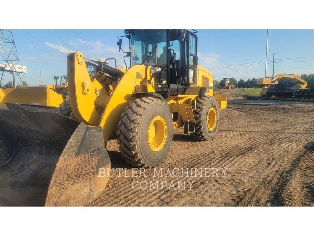CAT 938M Колесни товарачи