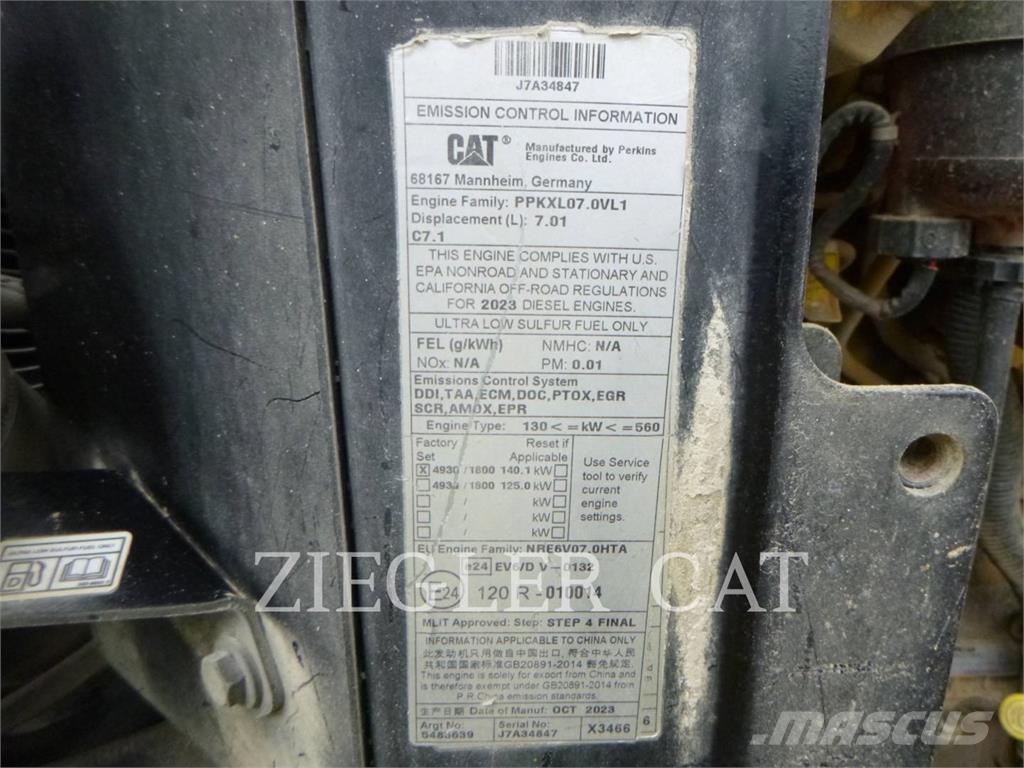 CAT 938M Колесни товарачи