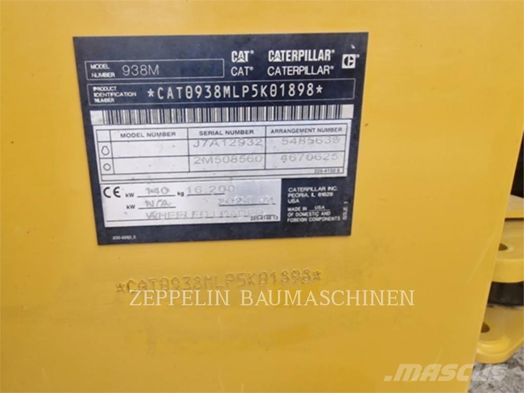 CAT 938M Колесни товарачи