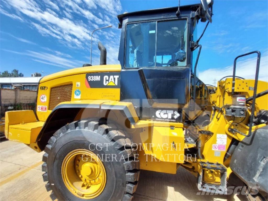 CAT 938M Колесни товарачи