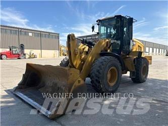 CAT 938M Колесни товарачи