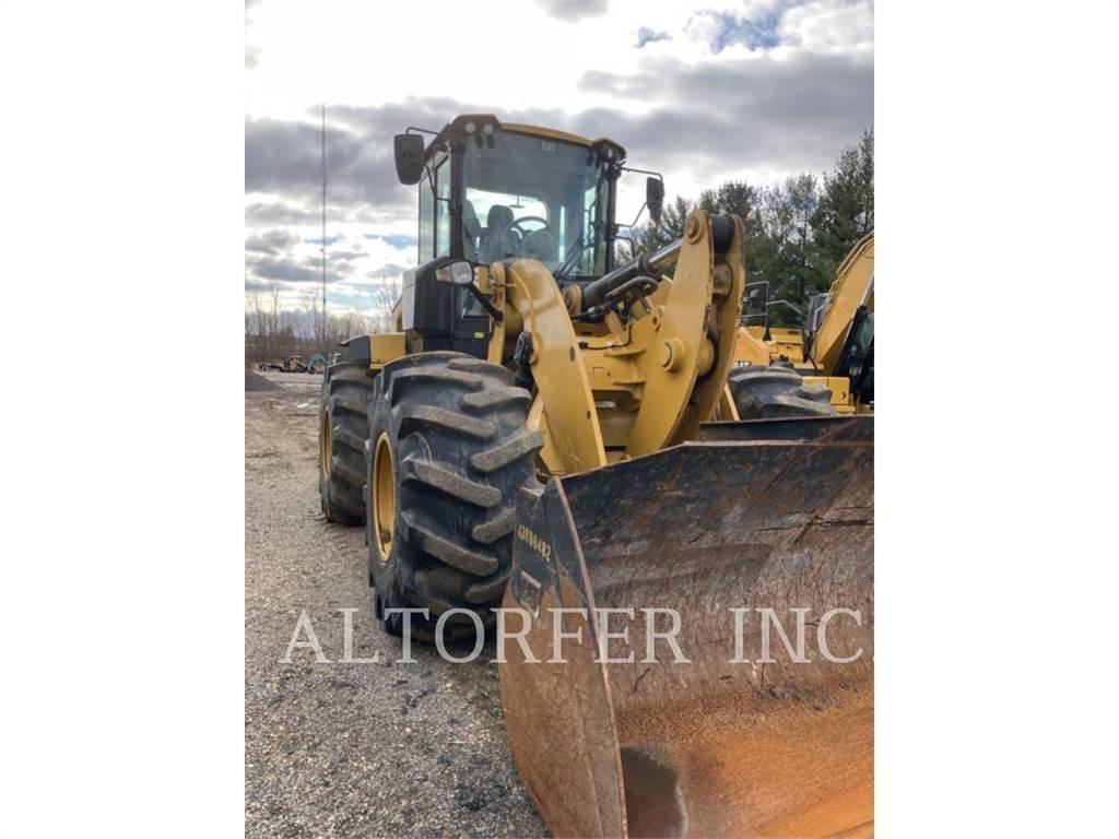 CAT 938M Колесни товарачи