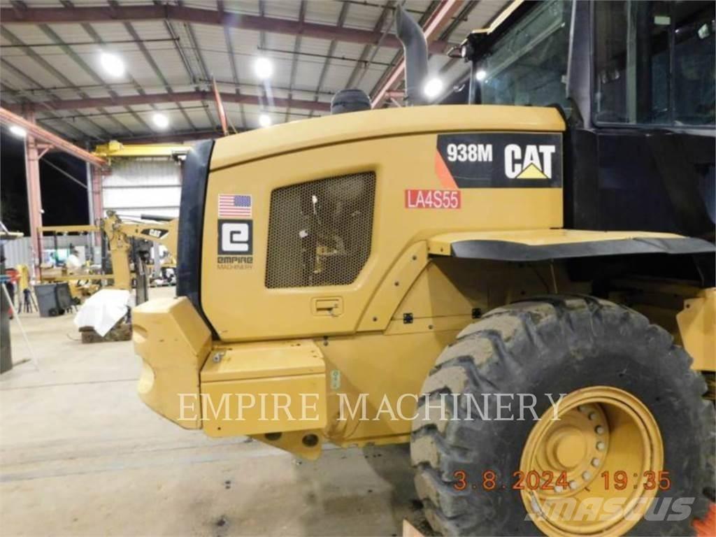 CAT 938M FC Колесни товарачи