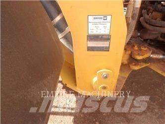 CAT 938M FC Колесни товарачи