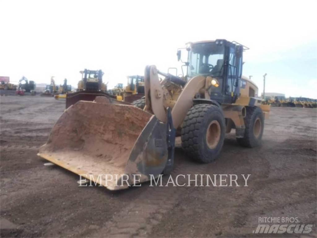 CAT 938M FC Колесни товарачи
