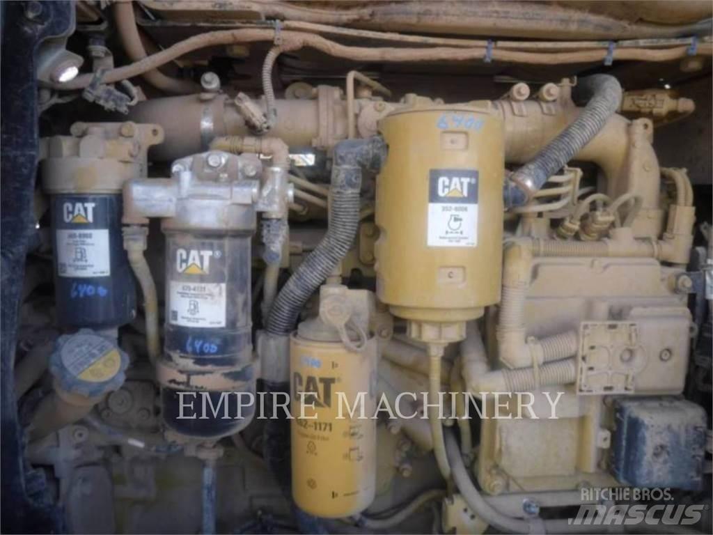 CAT 938M FC Колесни товарачи