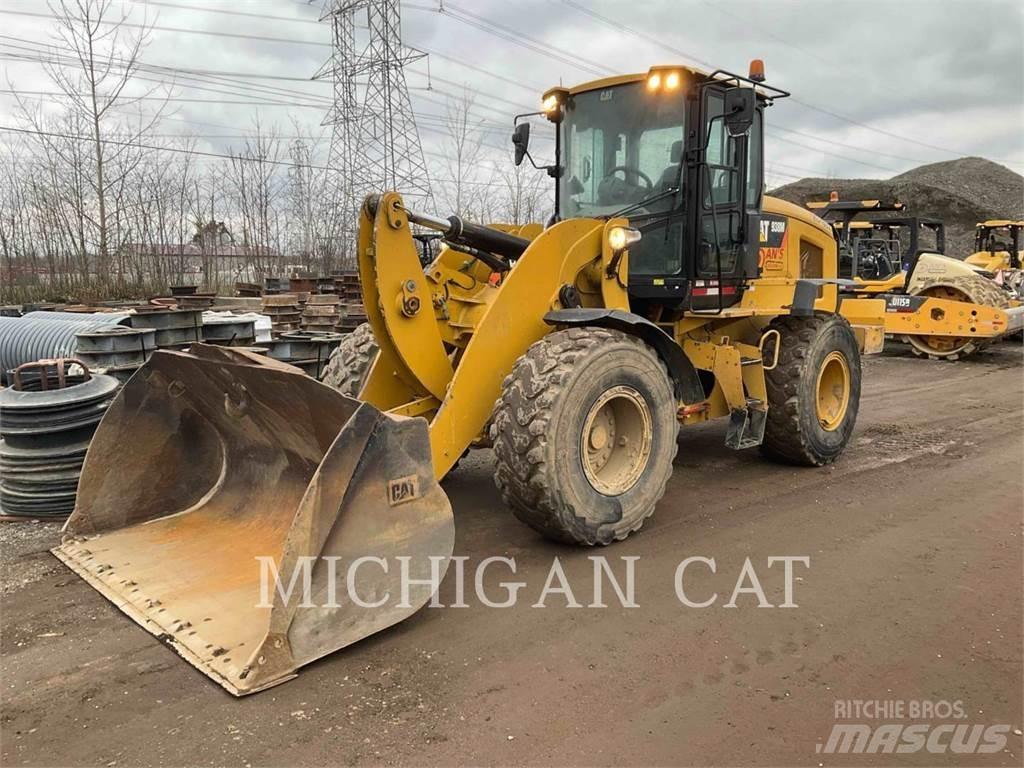 CAT 938M LSRQ Колесни товарачи