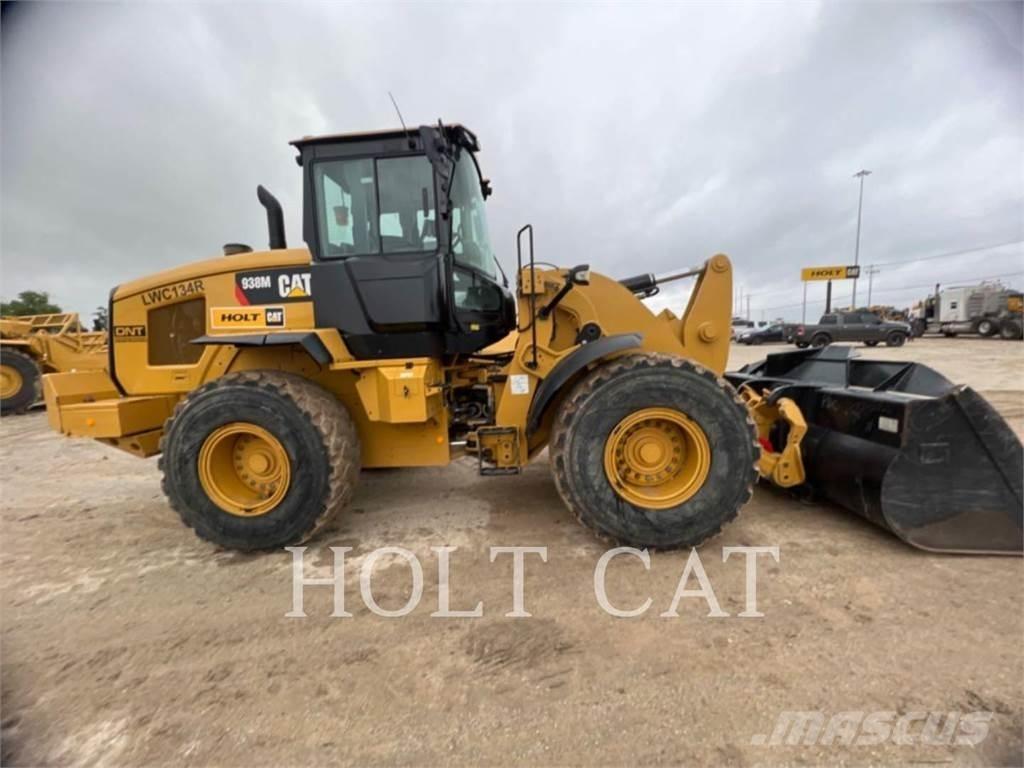 CAT 938M QC Колесни товарачи