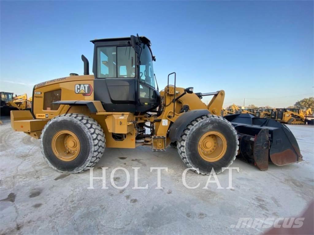 CAT 938M QC Колесни товарачи