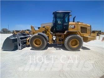 CAT 938M QC Колесни товарачи