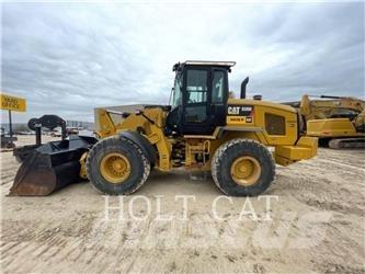 CAT 938M QC Колесни товарачи