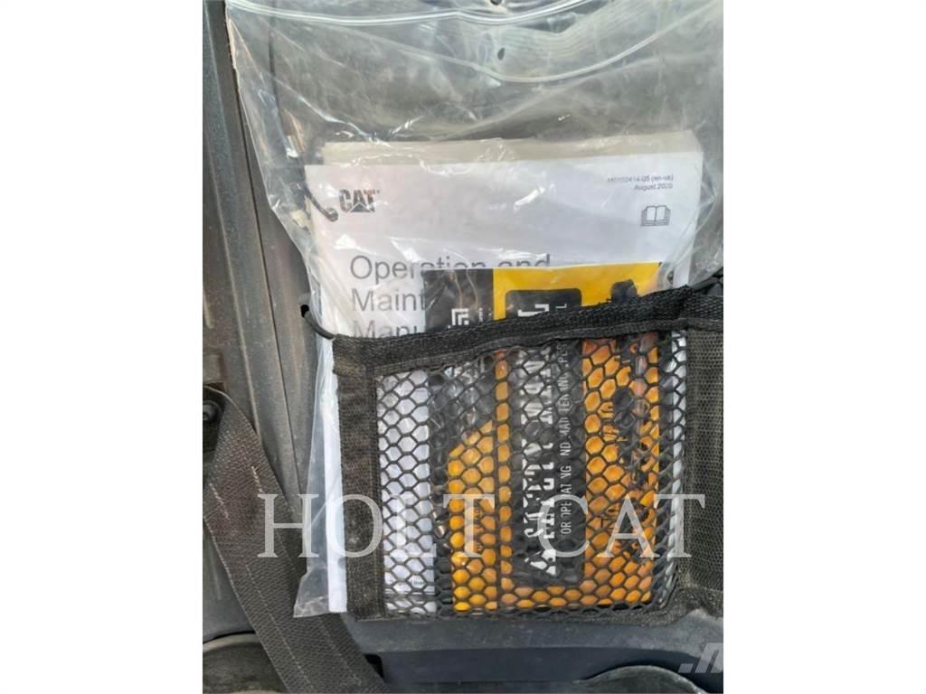 CAT 938M QC Колесни товарачи