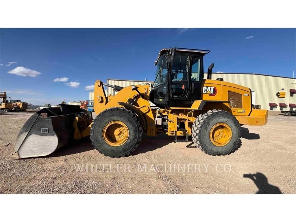 CAT 938M QC Колесни товарачи