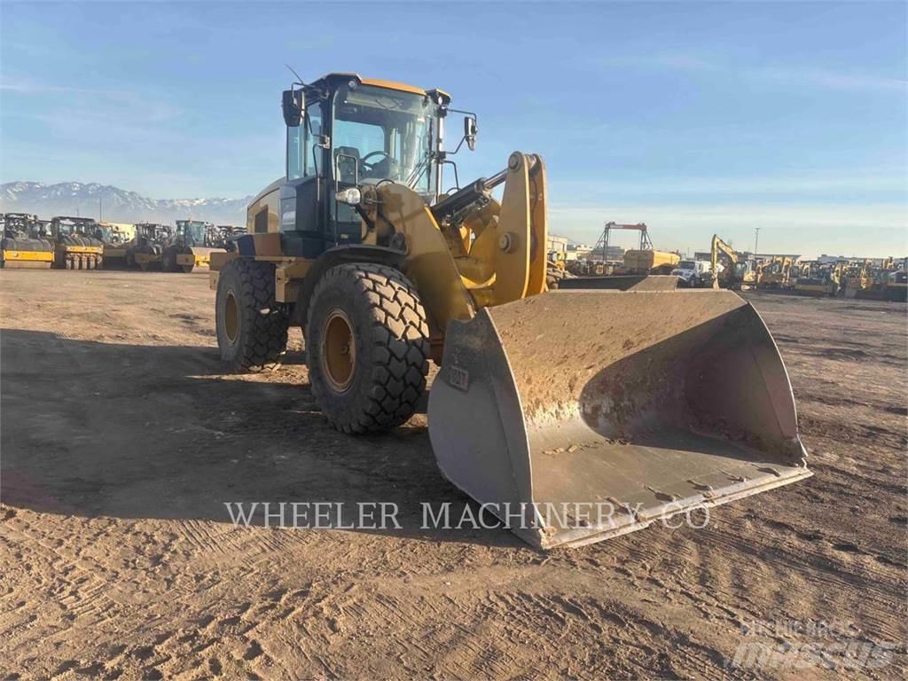 CAT 938M QC Колесни товарачи
