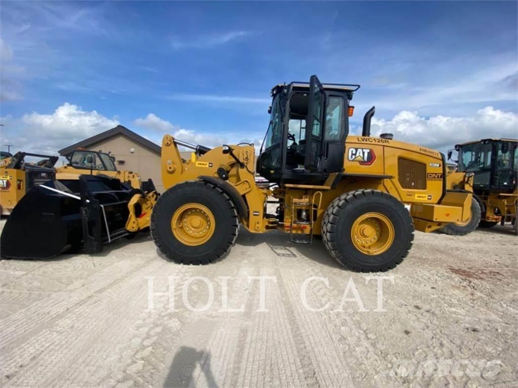 CAT 938M QC Колесни товарачи