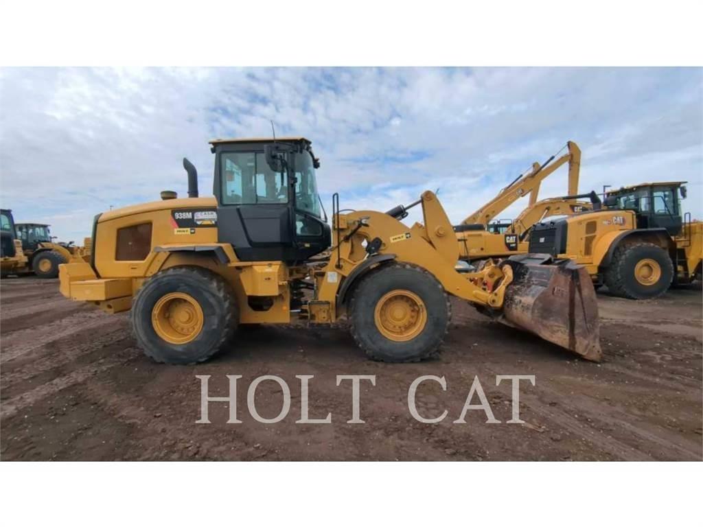 CAT 938M QC Колесни товарачи