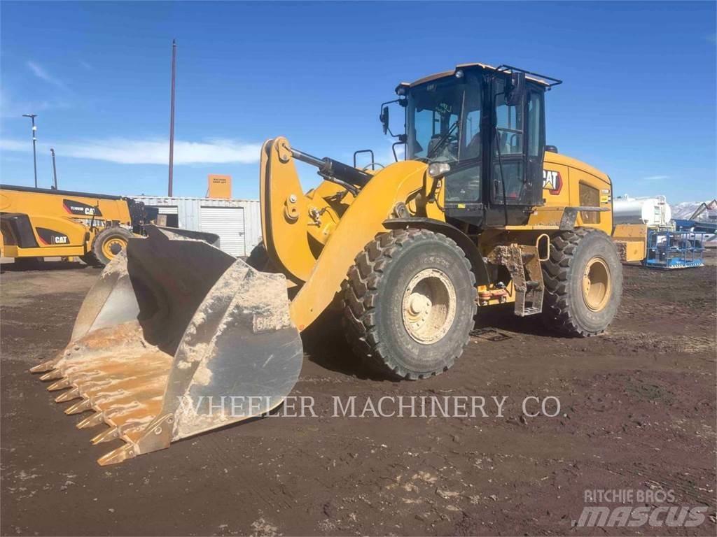 CAT 938M QC Колесни товарачи