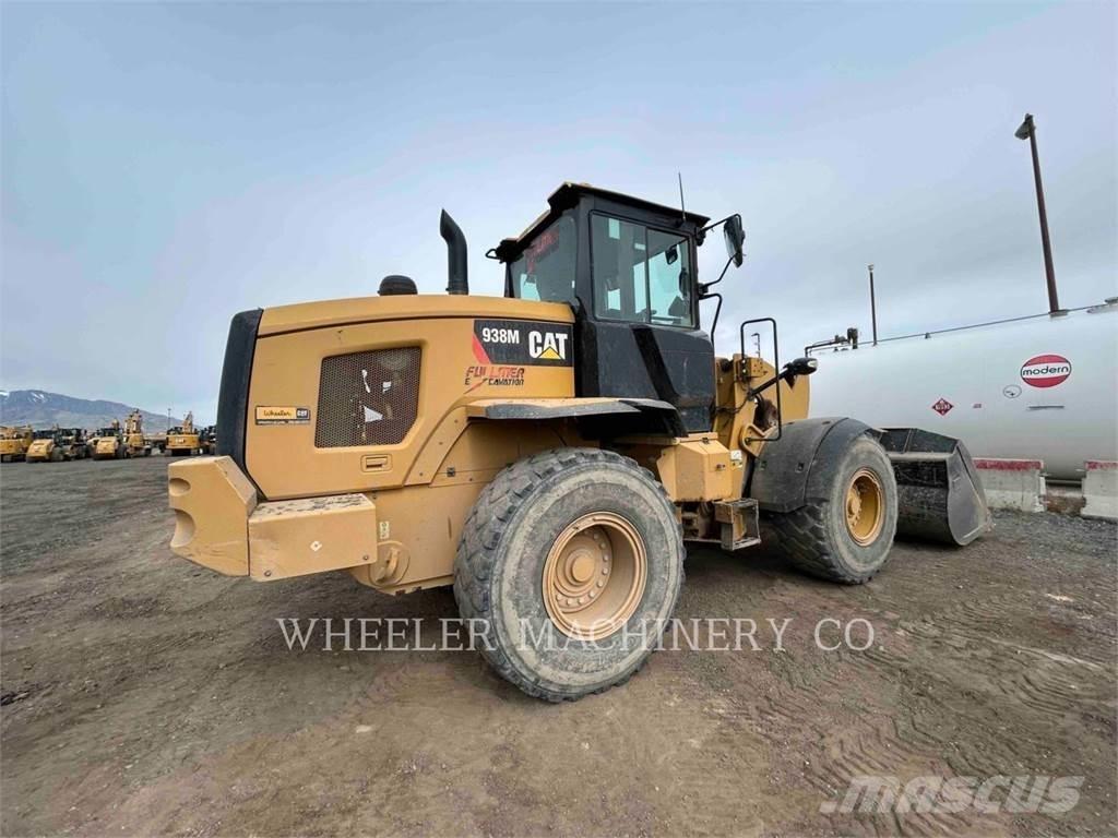 CAT 938M QC Колесни товарачи