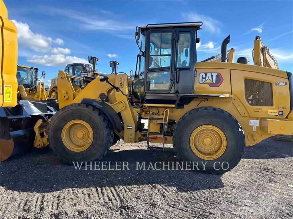 CAT 938M QC 3V Колесни товарачи