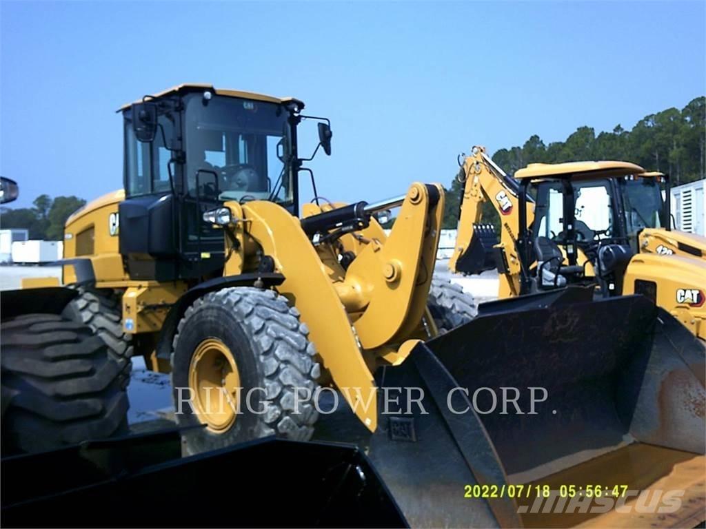 CAT 938MQC Колесни товарачи