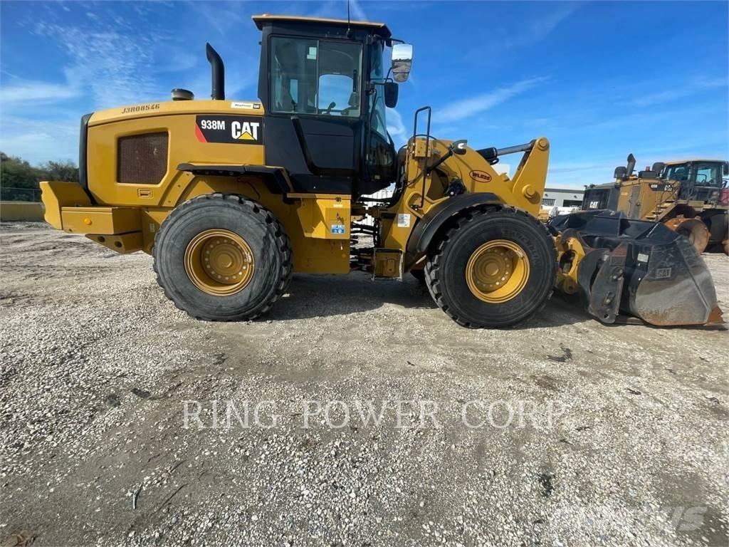 CAT 938MQC Колесни товарачи