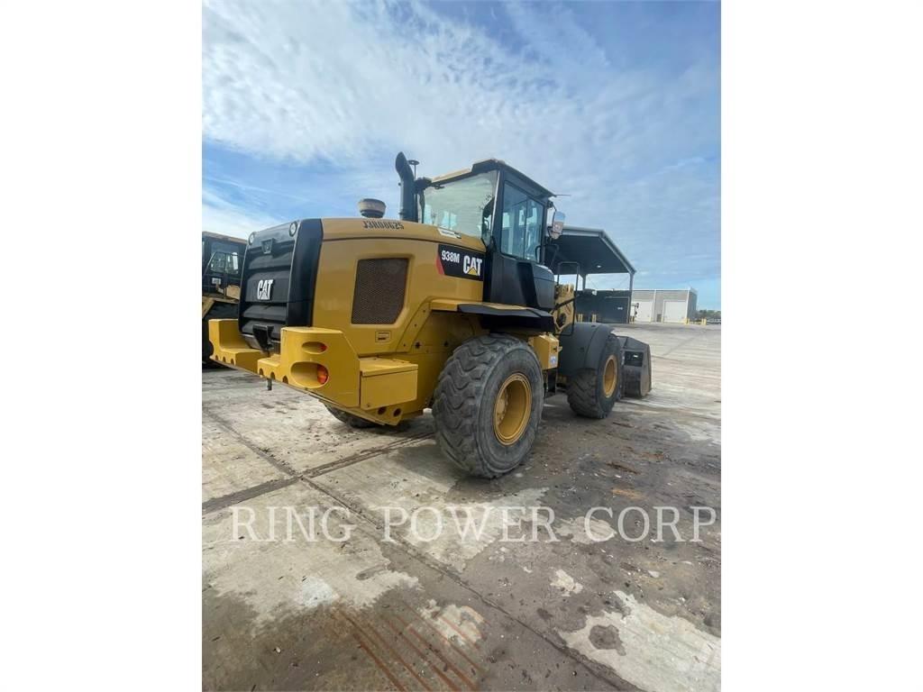 CAT 938MQC Колесни товарачи