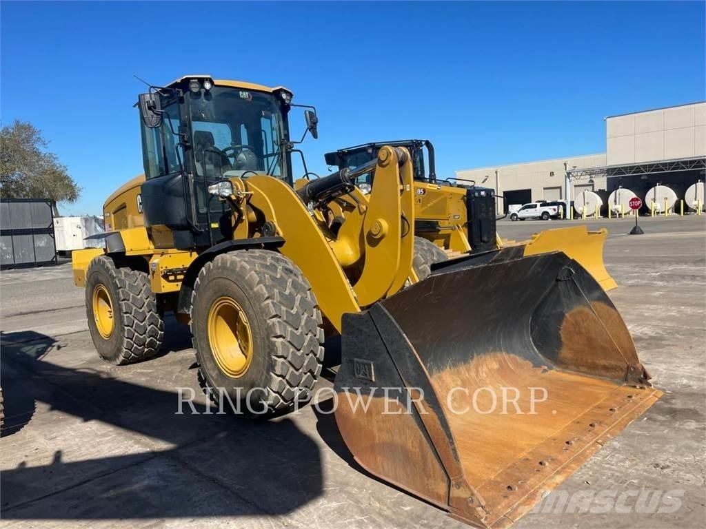 CAT 938MQC Колесни товарачи