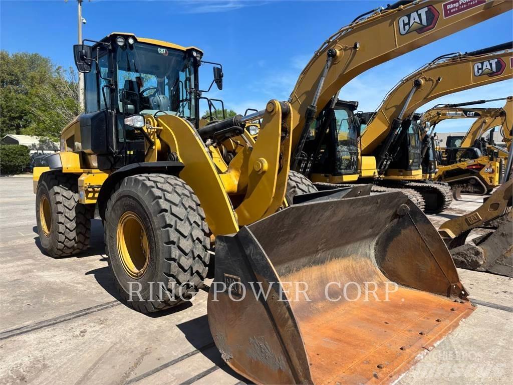 CAT 938MQC Колесни товарачи
