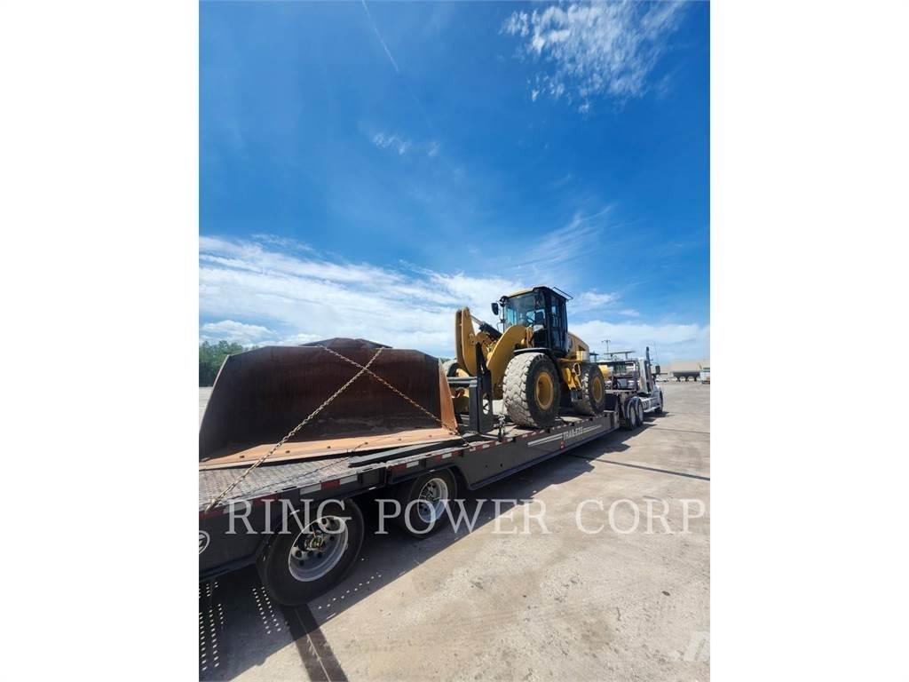 CAT 938MQC Колесни товарачи