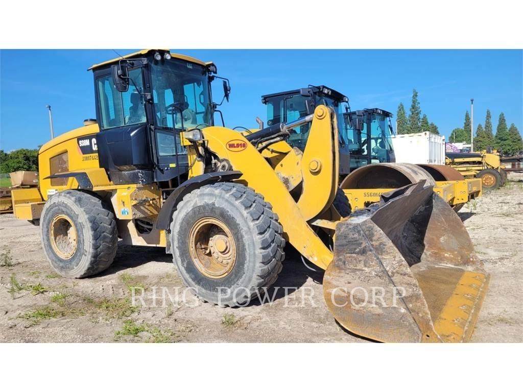 CAT 938MQC Колесни товарачи