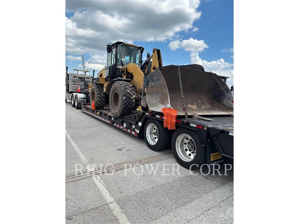 CAT 938MQC Колесни товарачи