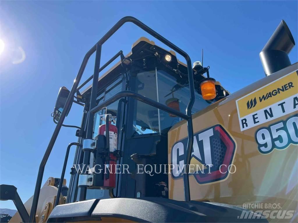 CAT 950 Колесни товарачи
