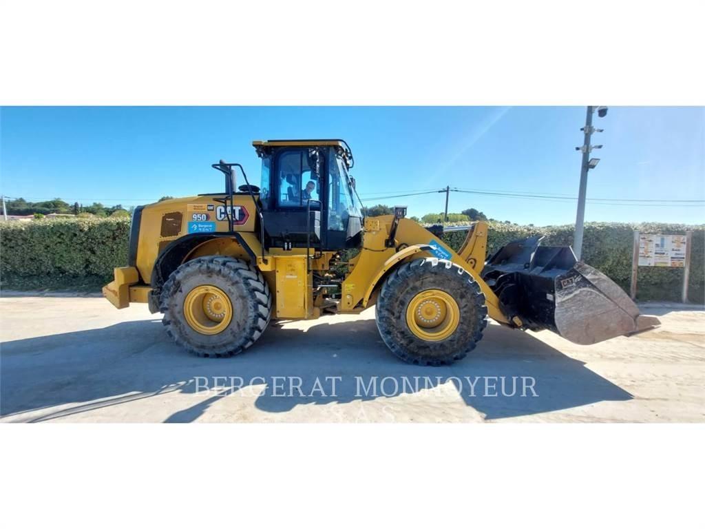 CAT 950 Колесни товарачи