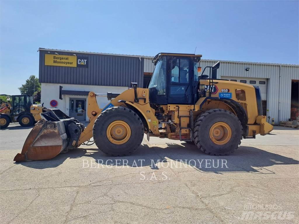 CAT 950 Колесни товарачи