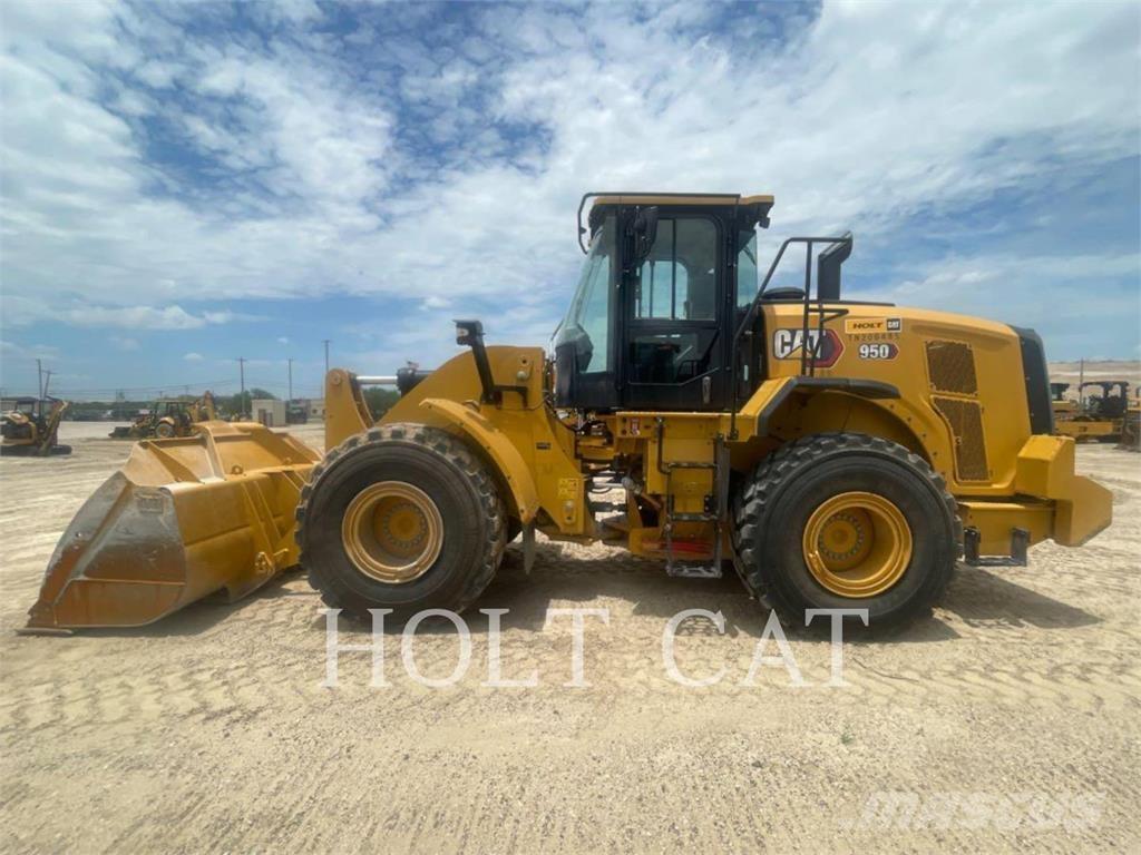 CAT 950 Колесни товарачи
