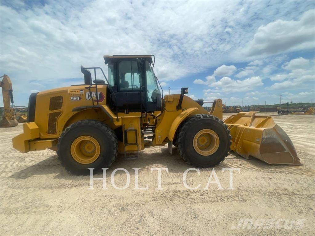 CAT 950 Колесни товарачи