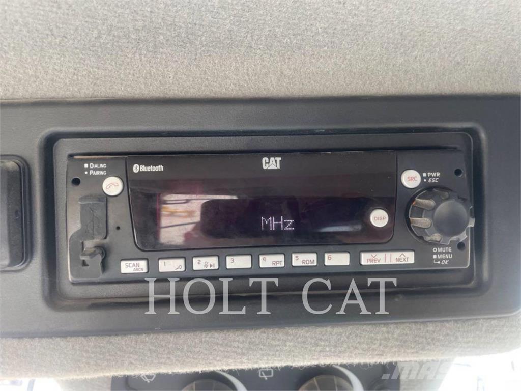 CAT 950 Колесни товарачи