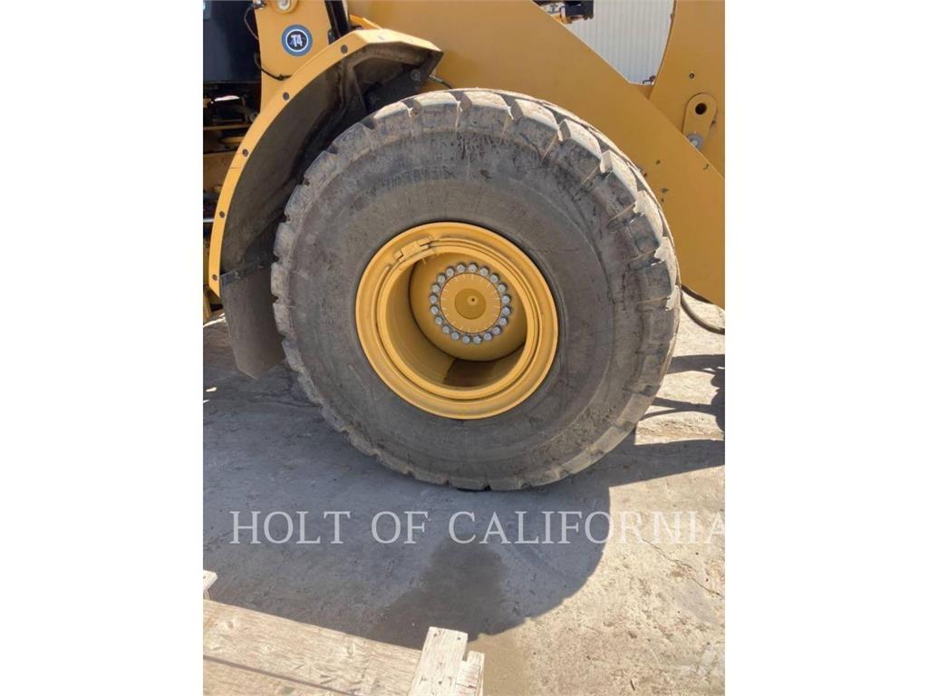 CAT 950 Колесни товарачи