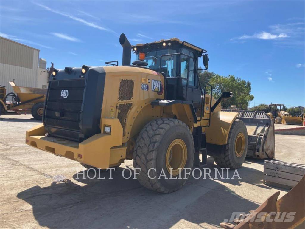 CAT 950 Колесни товарачи