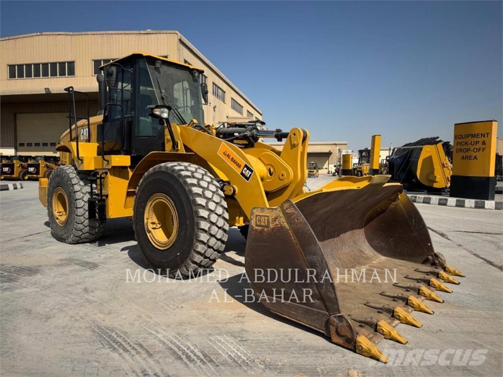 CAT 950 Колесни товарачи