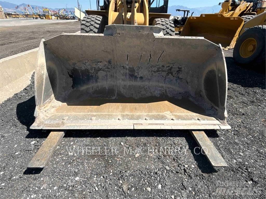 CAT 950 GC QC Колесни товарачи