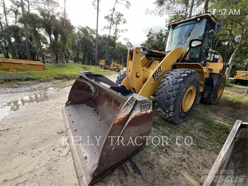 CAT 950 M Колесни товарачи